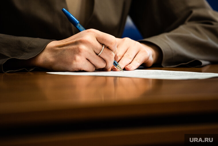    Бывший гендиректор компании Лариса Бусел ушла на пенсию