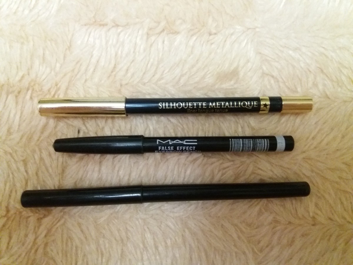 Мои карандаши: верхний от Летуаль, средний от MAC, нижний от Avon