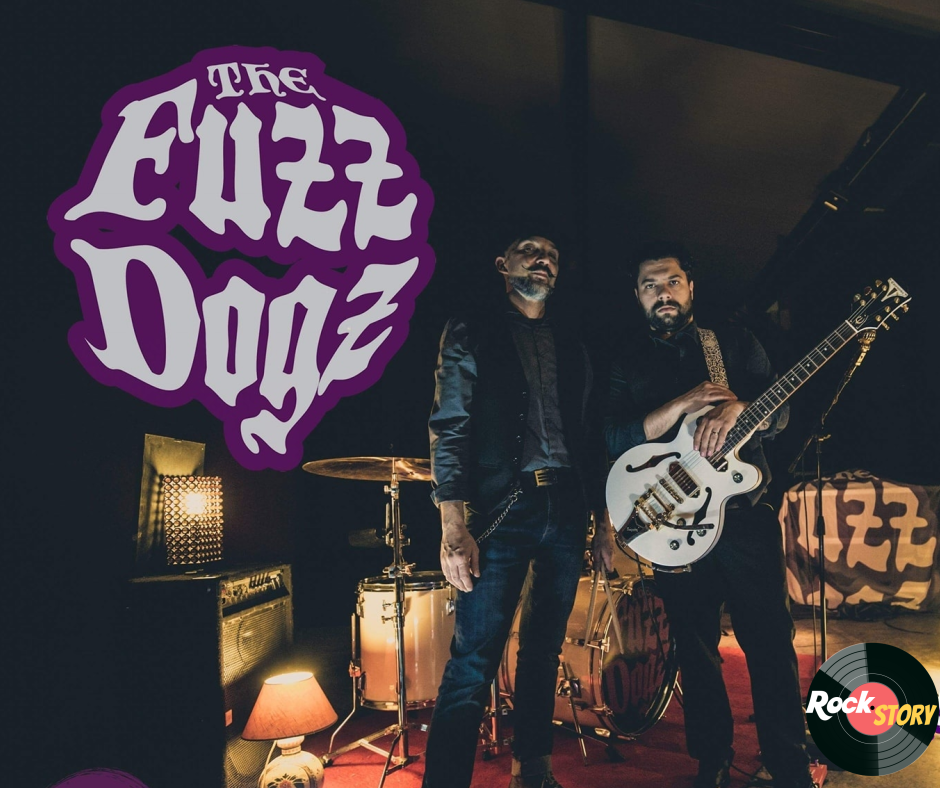 На фотографии участники группы The Fuzz Dogz