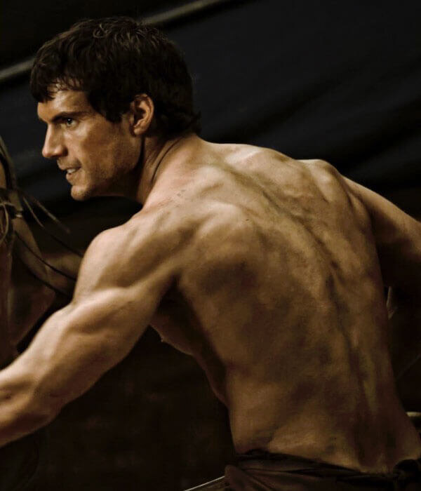 Источник https://sportarius.ru/wp-content/uploads/2016/03/04.henry-cavill-immortals-600x754.jpg