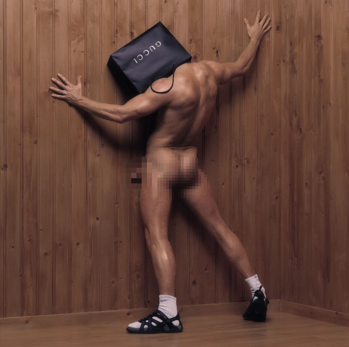 реклама сумок голыми мужиками фото 15
