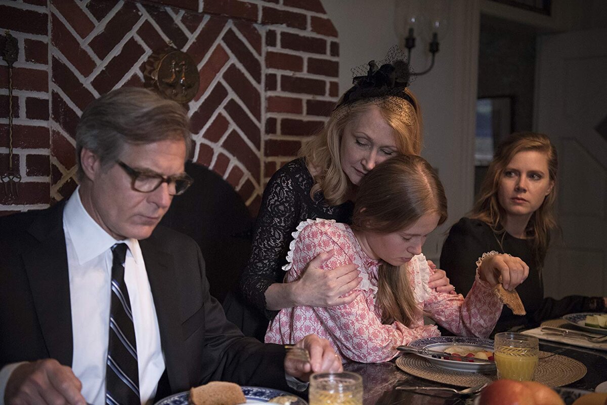 ...Не тискайте ребенка, когда он ест, – подавится.  