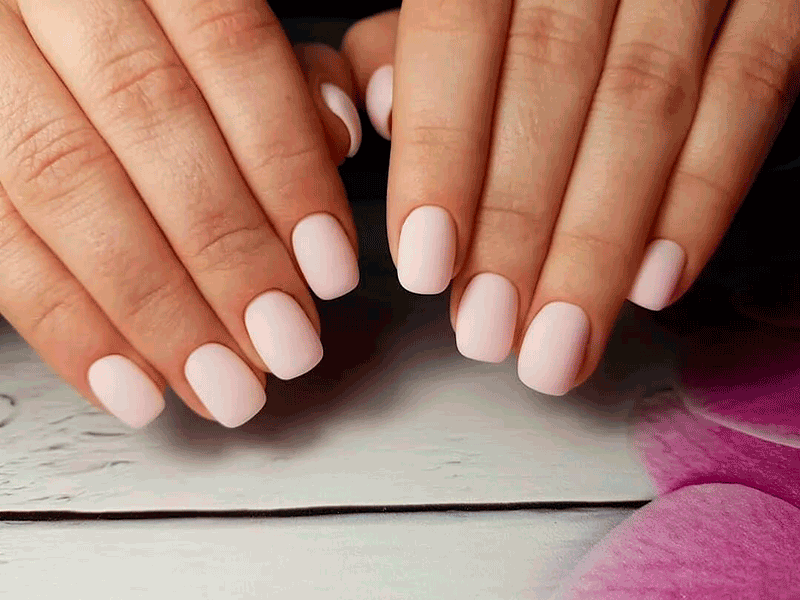 Как выглядит маникюр богатой девушки?