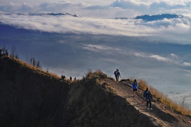 Тропа на вершине вулкана Батур!