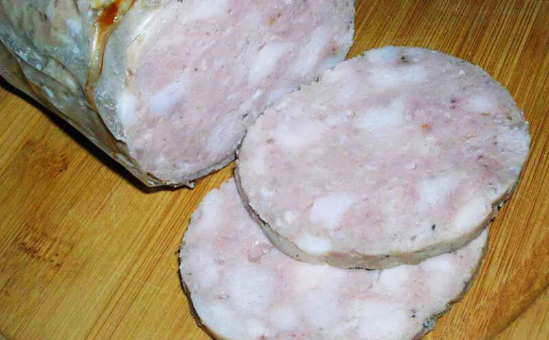 как сделать варено. сало в луковой шелухе. как сделать варено. домашняя докторская колбаса из курицы. домашняя колбаса из куриного филе.