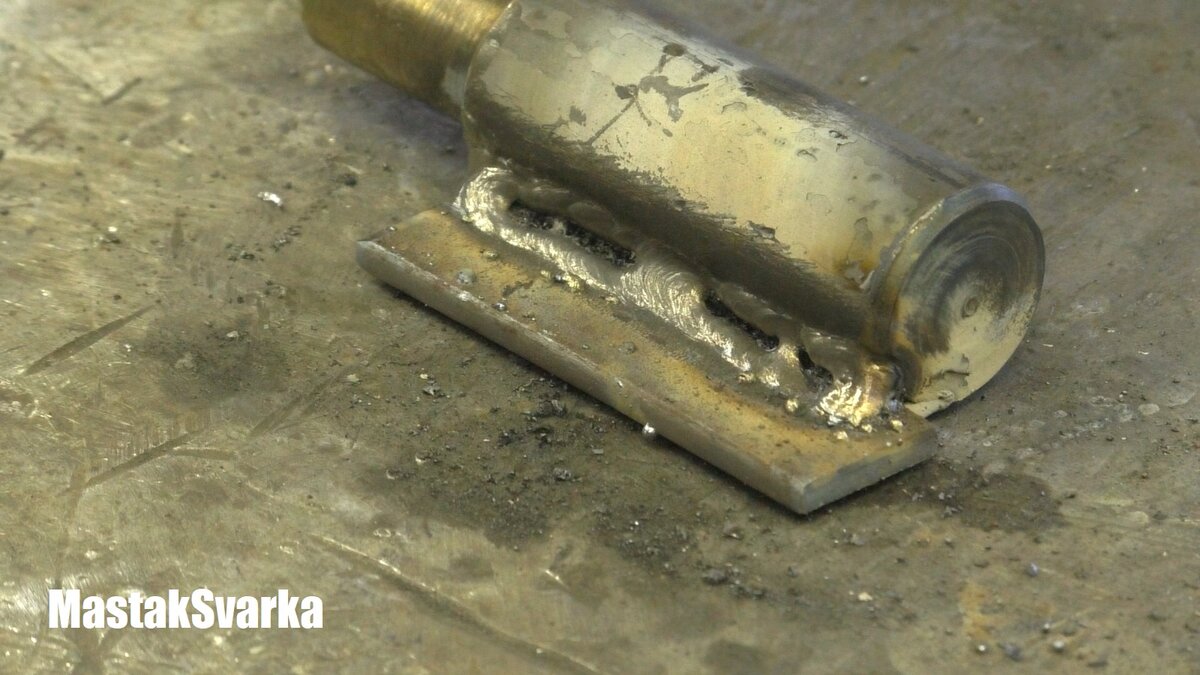 Дефект в сварном шве "зашлаковка"