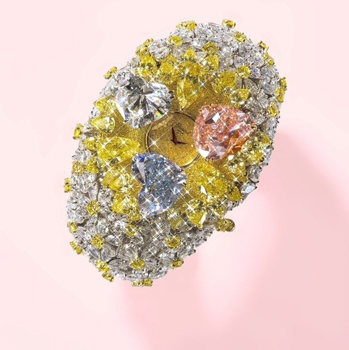 Показывают время за 25 млн. долларов. 