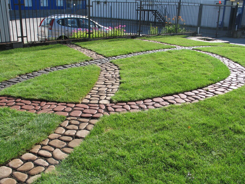 велодорожки в омске. асфальтовые дорожки в парке швейцария приокский район. беговая и велодорожка. омск парк имени дзержинского. парк голландия гранитный отсев.