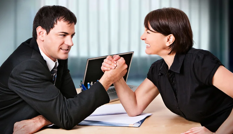 мужчина и женщина  кто сильнее