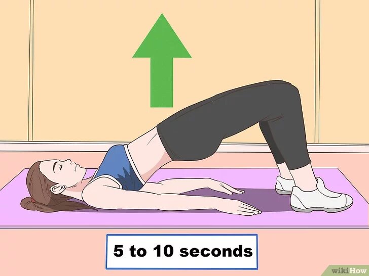 1 Делайте мостик бедрами. Мостик бедрами также помогает укрепить мышцы поясницы и корпуса, которые поддерживают позвоночник, что ведет к уменьшению риска возникновения болей в пояснице. Для этого упражнения лягте на спину, колени согнуты, а ступни выпрямите на полу так же, как и в сжатиях таза.[2]