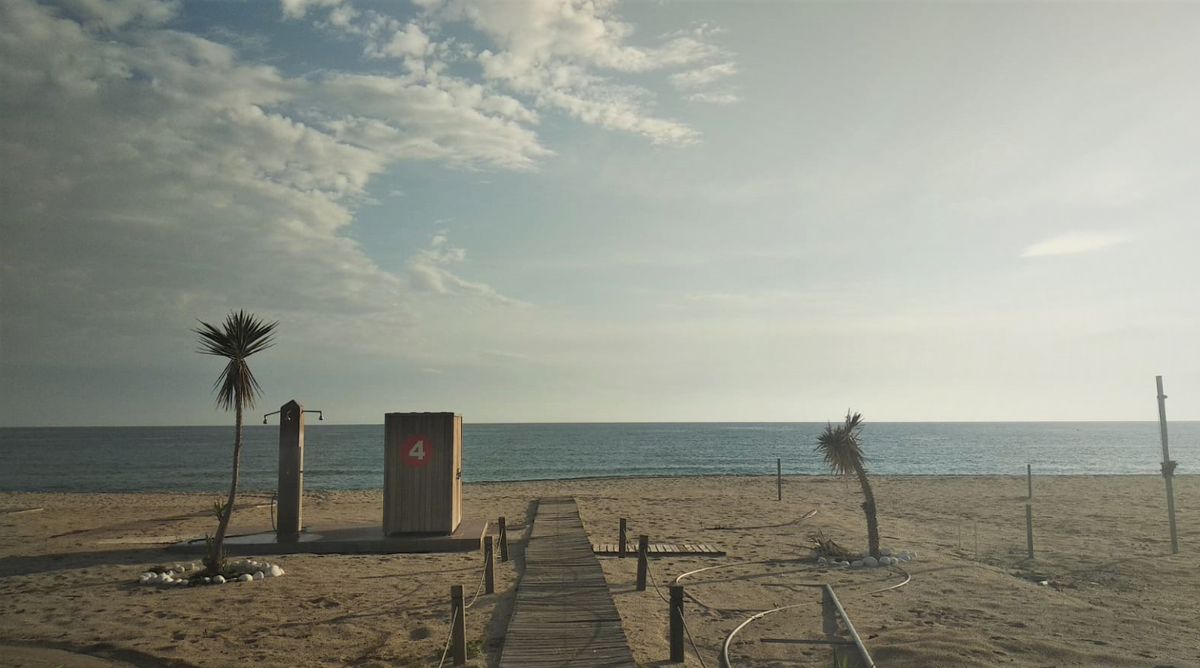 Пустой пляж Аланьи