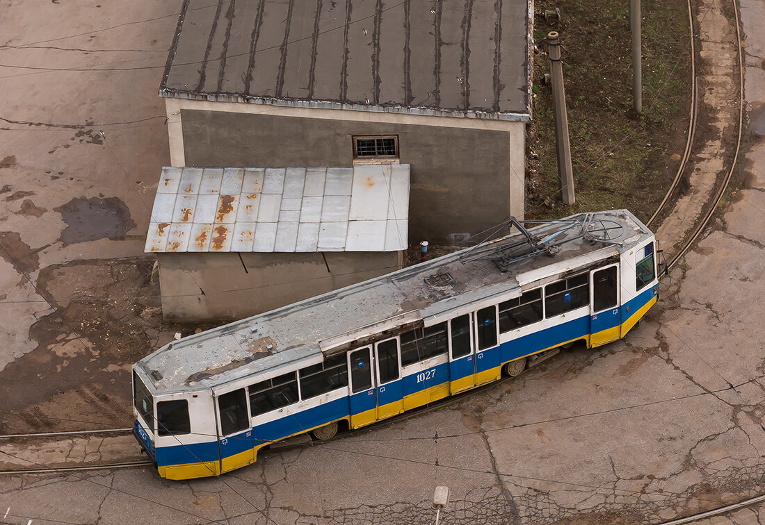 Фото собственного авторства. Вид сверху на 71-608К.