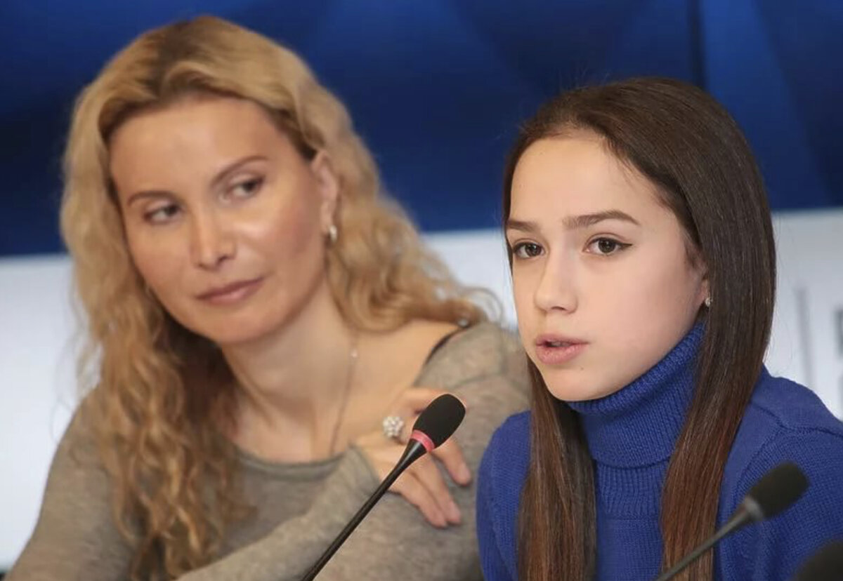 На фото Э. Г. Тутберидзе и А. Загитова