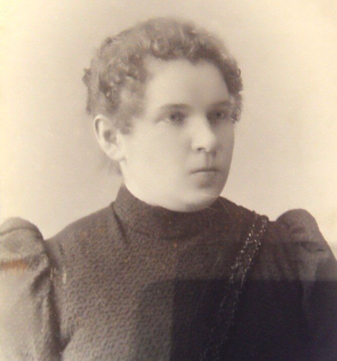 Александра Николаевна (Воронина) Лотова 1934 (Семейный архив)