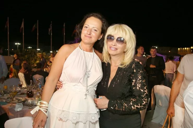 Лала с мамой