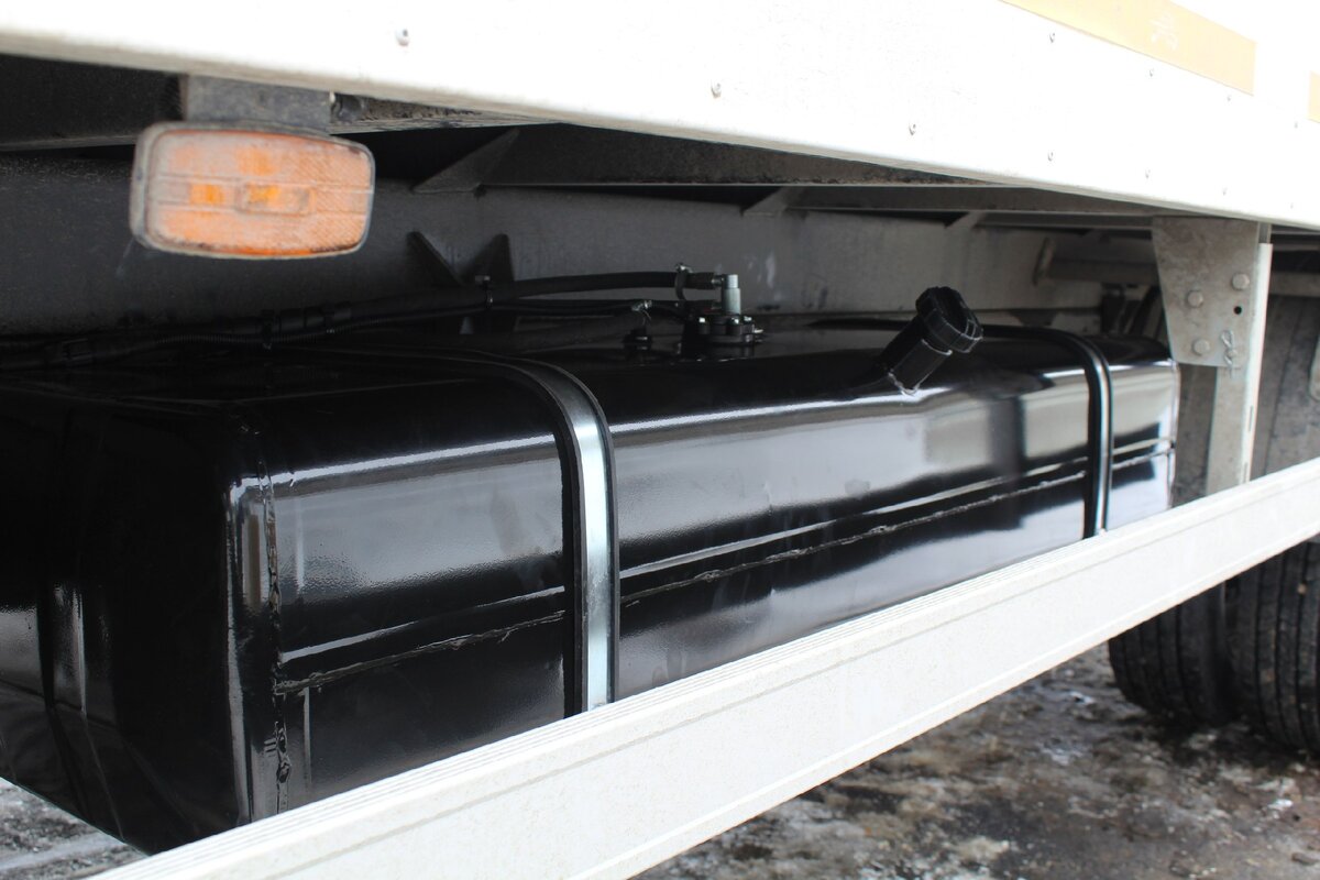 Стальной бак на Mitsubishi Fuso