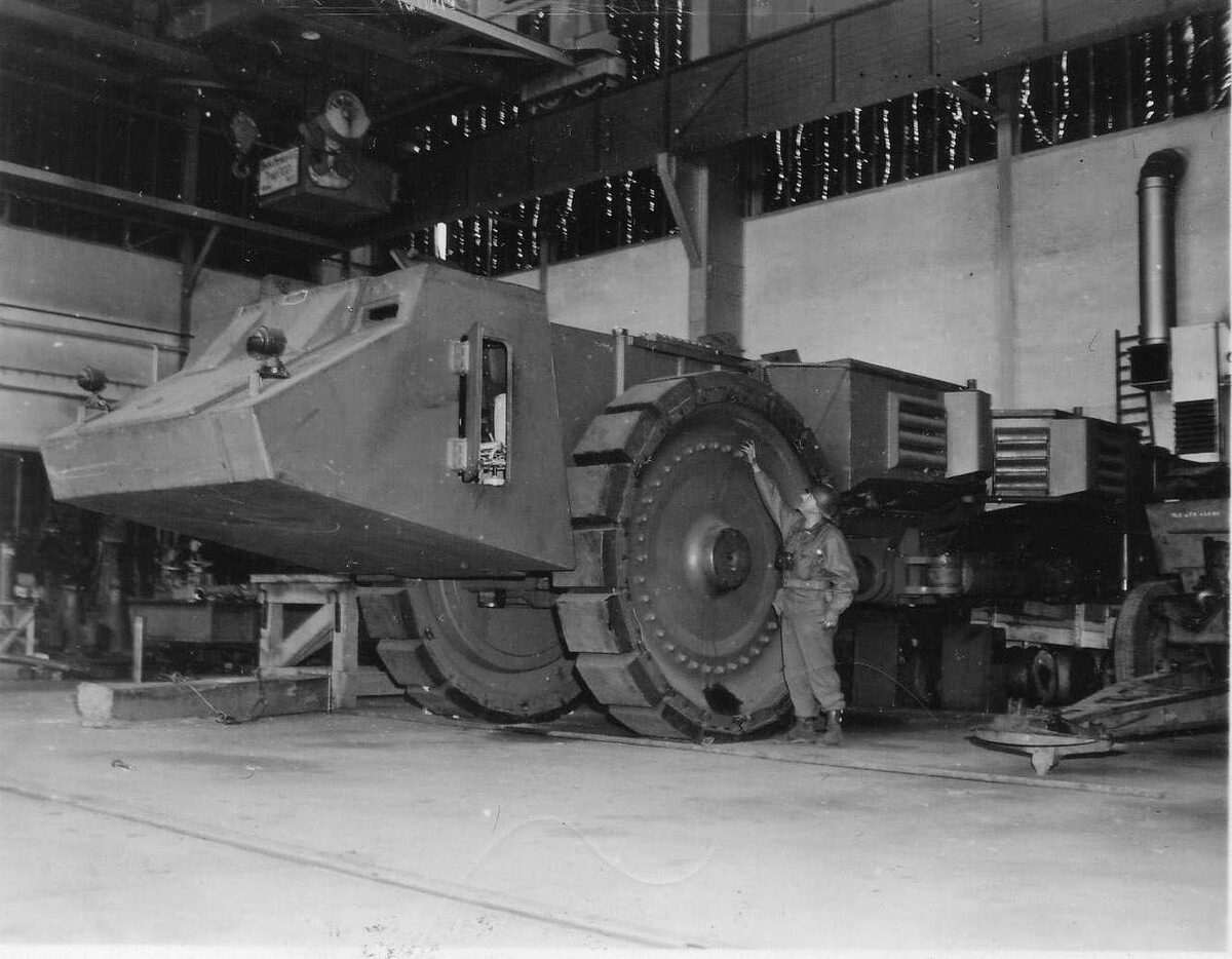 Schweres Minenräumerfahrzeug.(Изображение взято с сайта "novate")