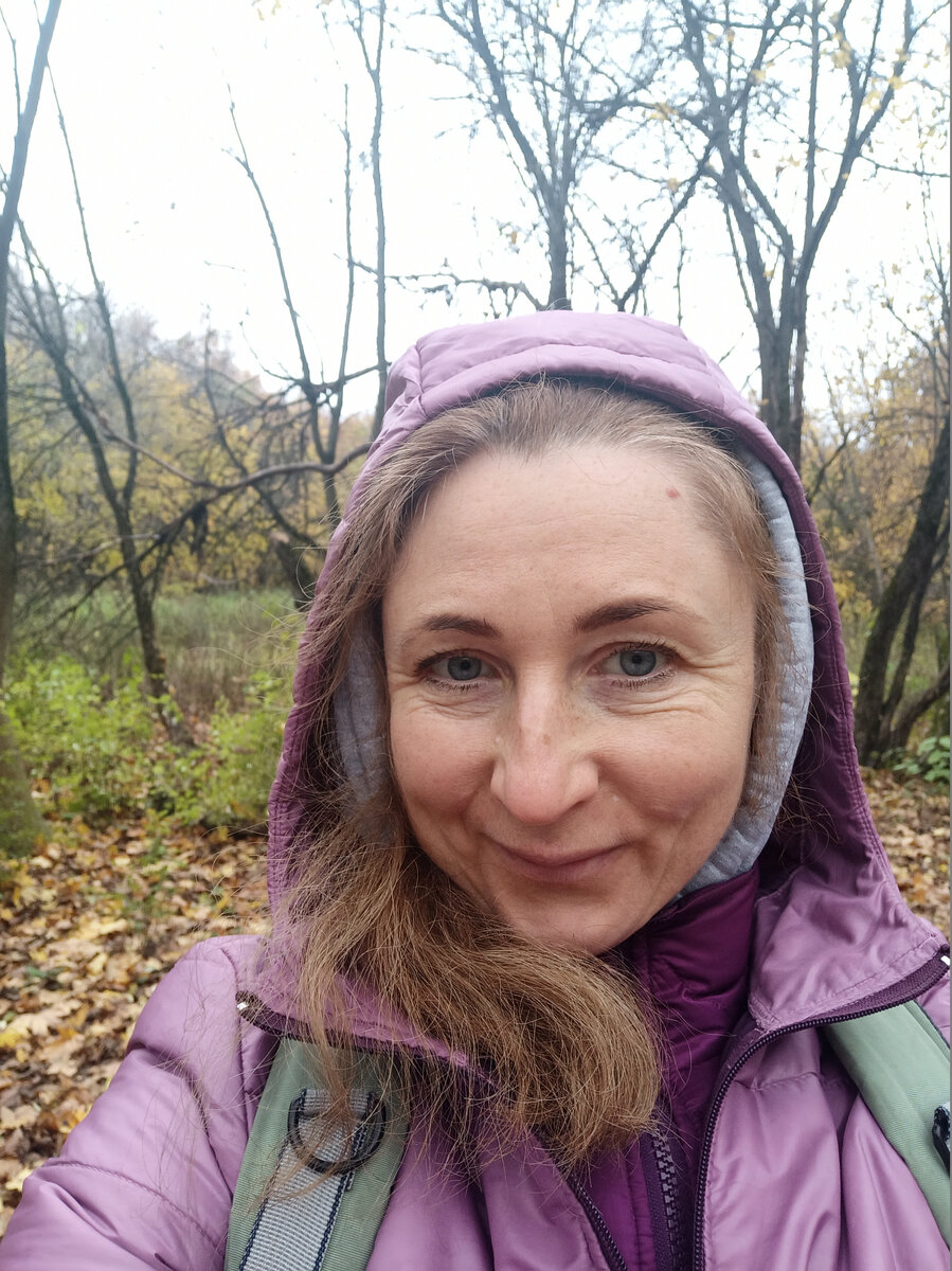 Это я. И как видите, идеи о стильной одежде меня волнуют очень редко. 