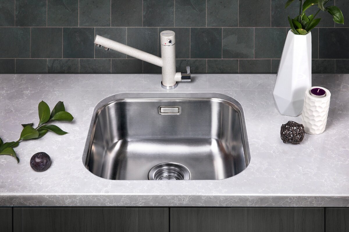 OMI 44-U/IF-IN Quadro