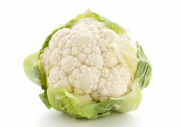 Цветная капуста (кто бы мог подумать), обладает 3,8 нг / г никотина в 263,4 гр продукта. Это эквивалентно пребыванию в помещении с курильщиком в течение трех часов. Более того, последующие научные изыскания даже увеличили количество никотина в цветной капусте – до 16,8 нг / г. 
 