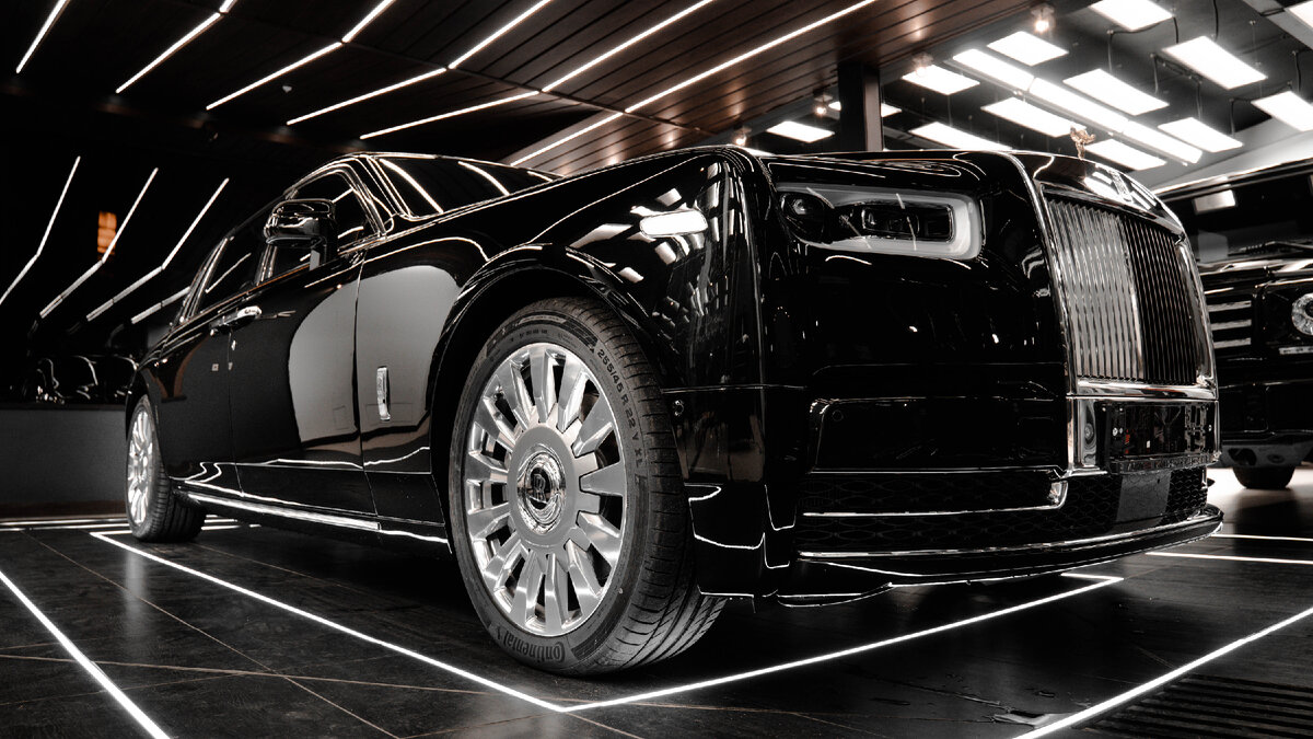 Черный роллс ройс забираю джекпот ремикс. Текст песни чёрный роллс ройс. Черный ррл ройс тимати. Чёрный роллс ройс забираю джекпот мем. Роллс ройс фантом 2008 год.