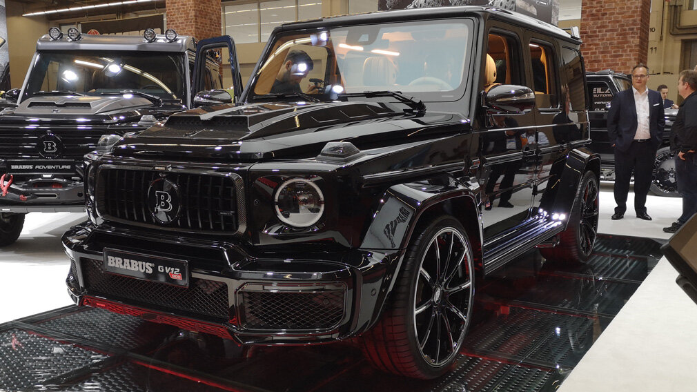 Mercedes Benz Brabus g v12 900 