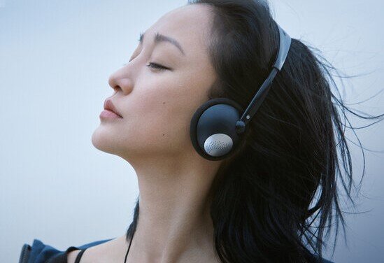 Оригинальное название фильма "Привет, Чжихуа", драма, мелодрама. Режиссёр Иваи Сюндзи.