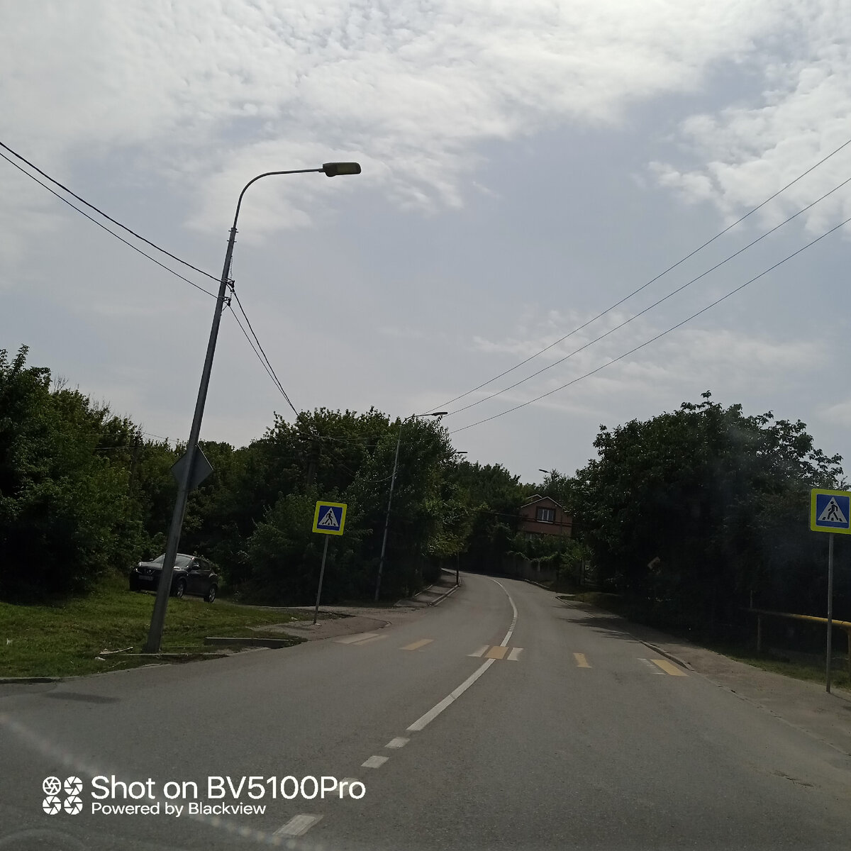 Ты едешь по общей дороге, но впереди у тебя неизвестность. Если ты всегда знаешь свой путь, то ты в матрице. Фото автора