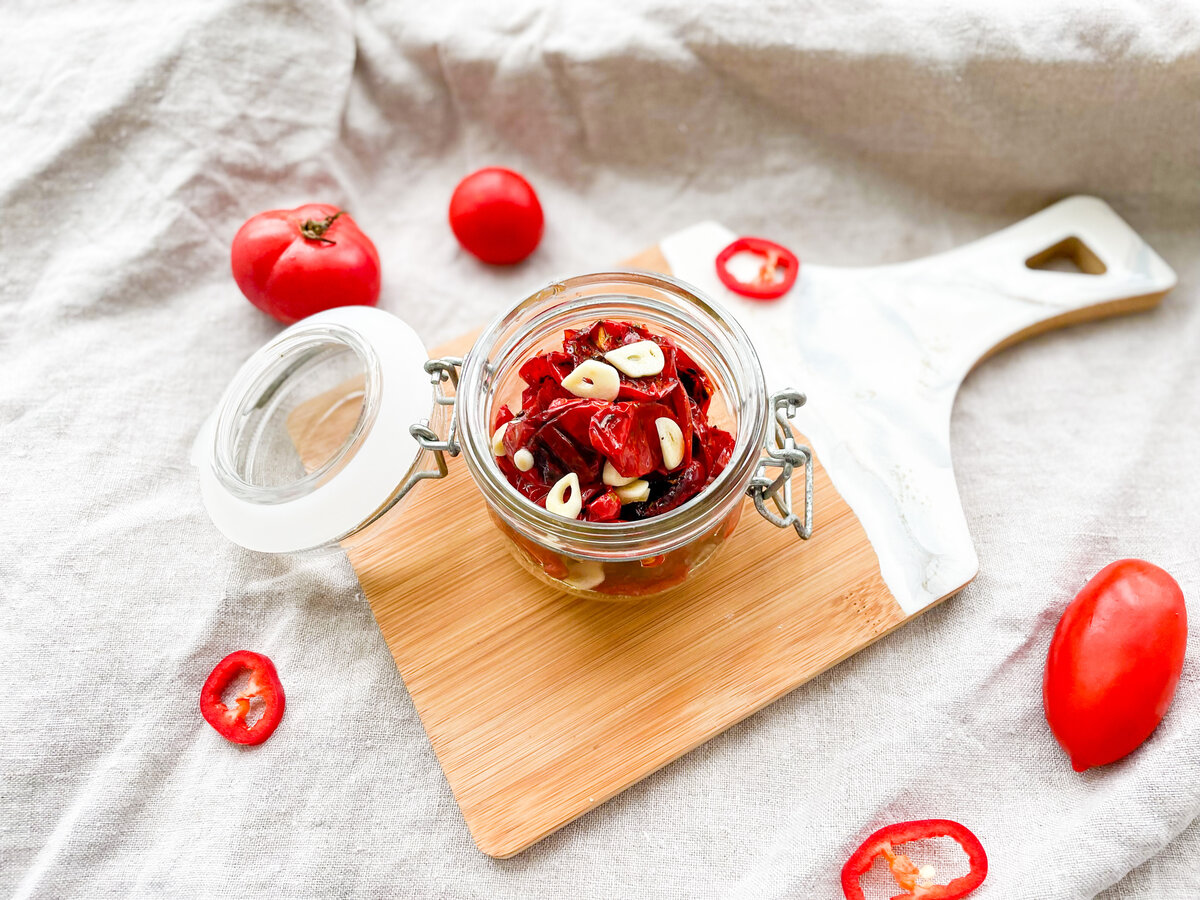 Dishes with sun-dried tomatoes