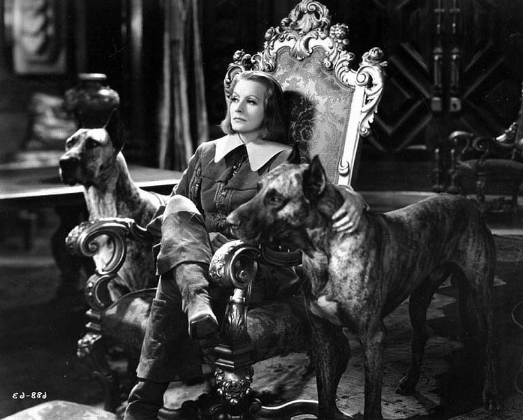 Скандинавский сфинкс. Грета Гарбо в роли королевы Кристины. Кадр из фильма «Королева Кристина».