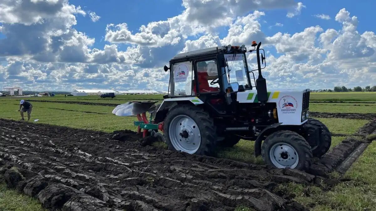 Фото: Росагролизинг Отборочные этапы 9-ого Открытого чемпионата России по пахоте