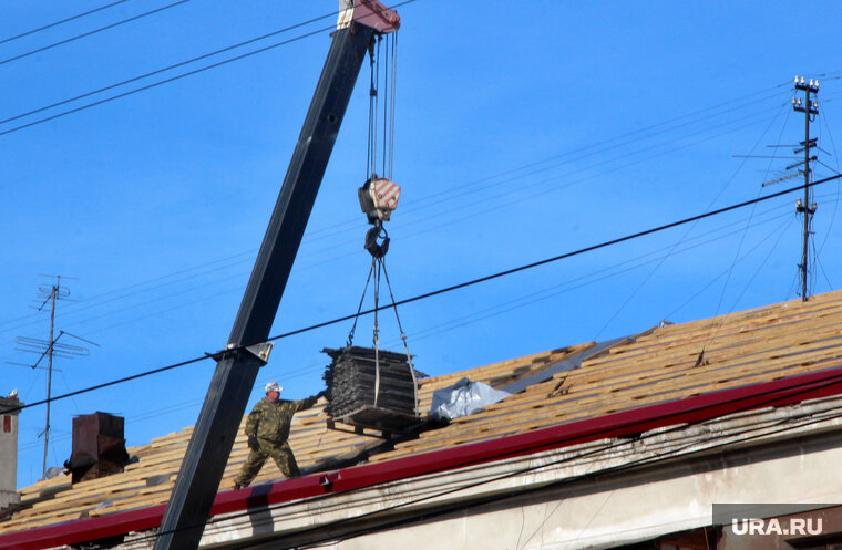    Директор строительной организации считает, что подрядчикам предоставляют невыгодные условия (архивное фото)