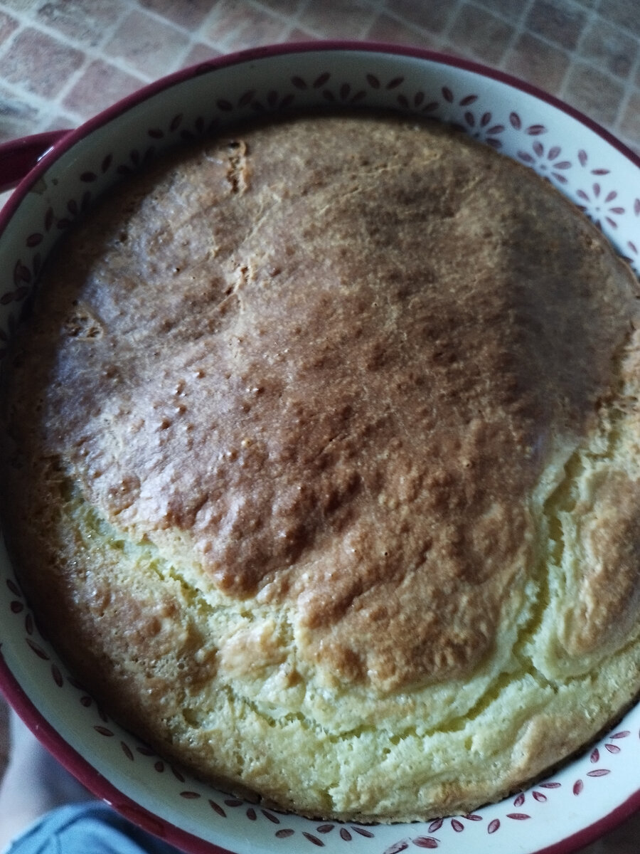 Заливной пирог, начинка фарш+лук.