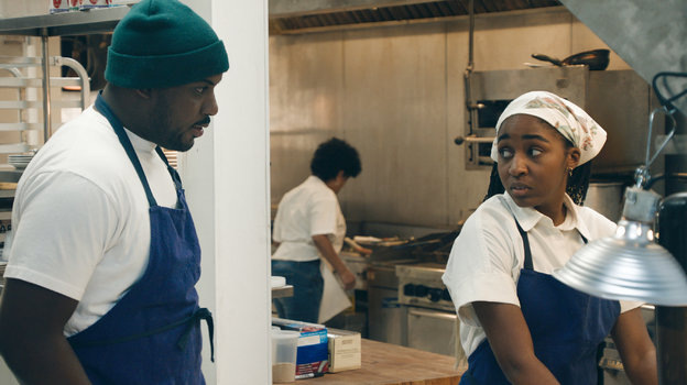    Кадр из сериала «Медведь»