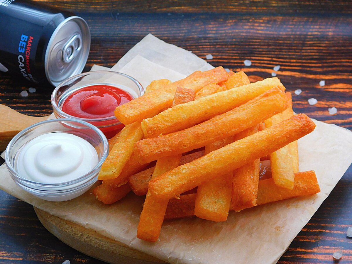 Картофельные палочки на сковороде