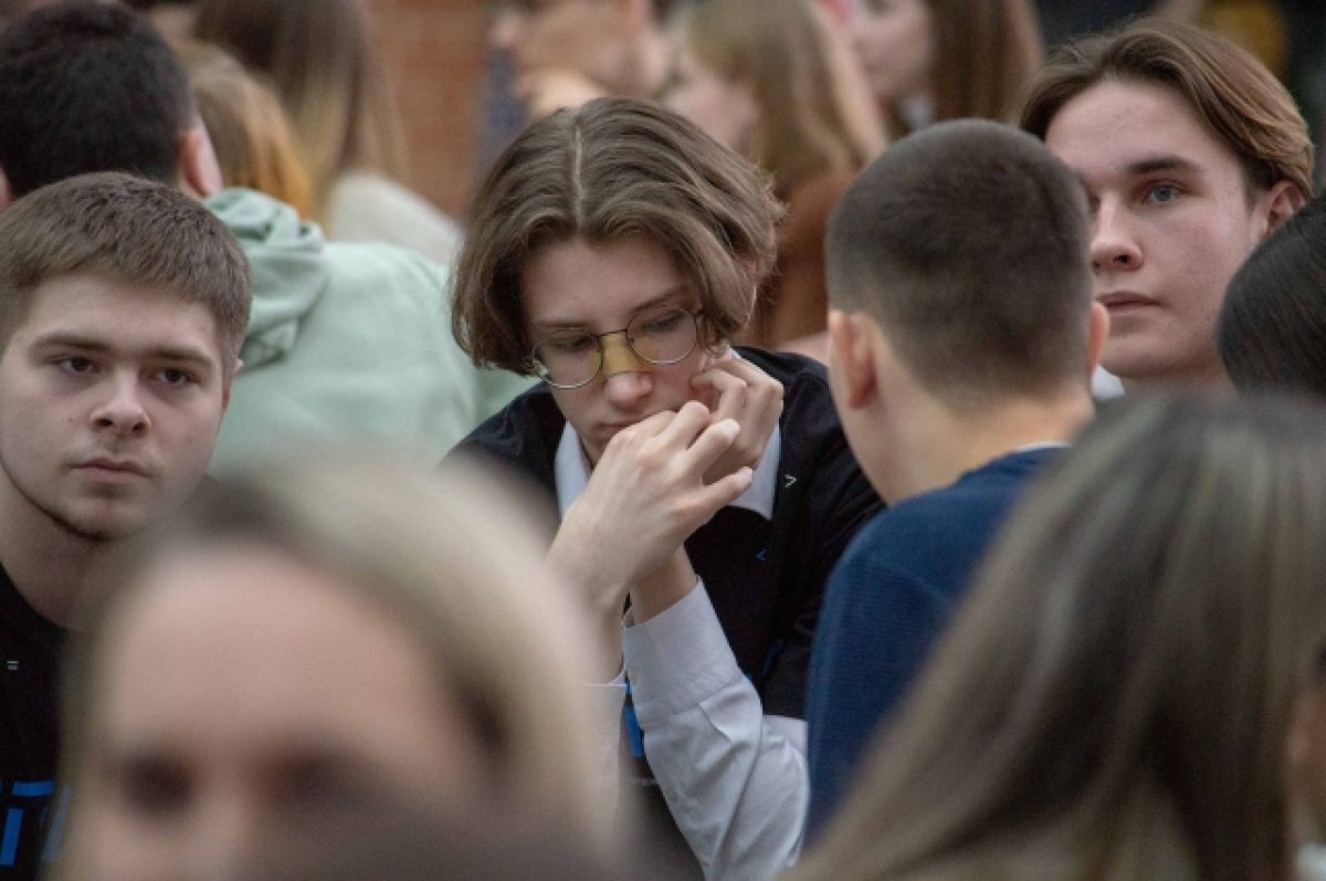    Заканчивается отбор омичей для формирования молодёжного правительства