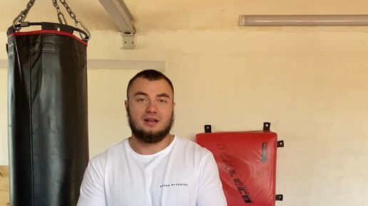 СПОРТИВНЫЙ ИВАН | боксер показал самый сильный удар | Дзен