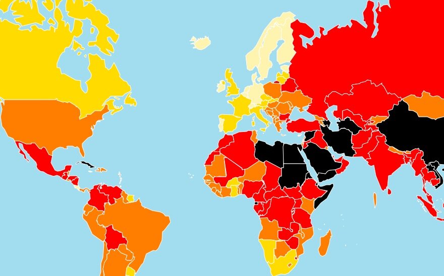 Международная правозащитная организация «Репортеры без границ» опубликовала ежегодный рейтинг. В нём Россия опустилась на одну строчку и оказалась на 149-м месте из 180. Главной российской проблемой названо «наступление на свободу интернета».