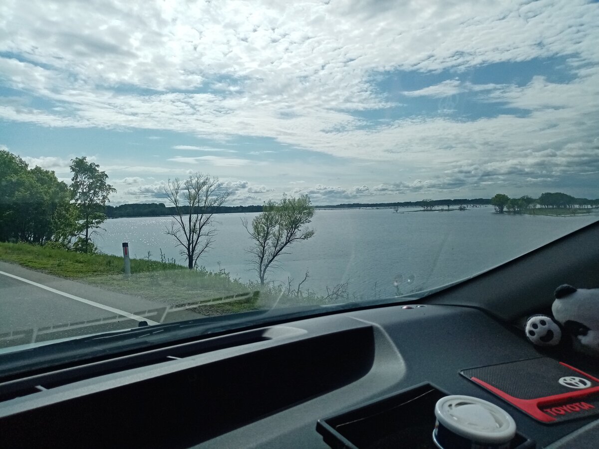 Такой пейзаж везде, болота, озера