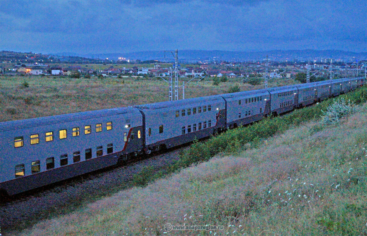 Двухэтажные вагоны Крым