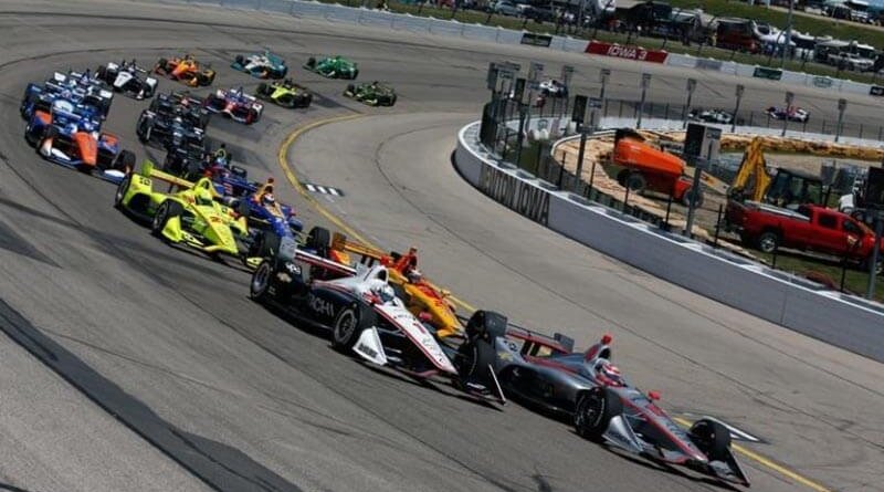 В эти выходные серия NTT IndyCar переходит от хитрых улиц Торонто до коротенького овала «Iowa Speedway» для гонки Iowa 300. Осталось всего шесть гонок, пока чемпион 2019 года не будет коронован, и всего четыре очка отделяют лидера чемпионата Джозефа Ньюгардена от его ближайшего соперника Александра Росси.