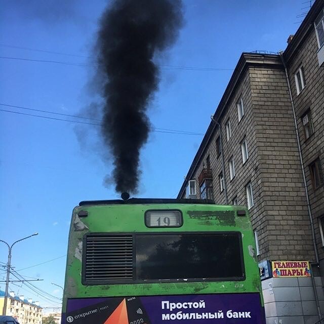 https://assets.prmira.ru/2018/3/20/avtobus.jpg