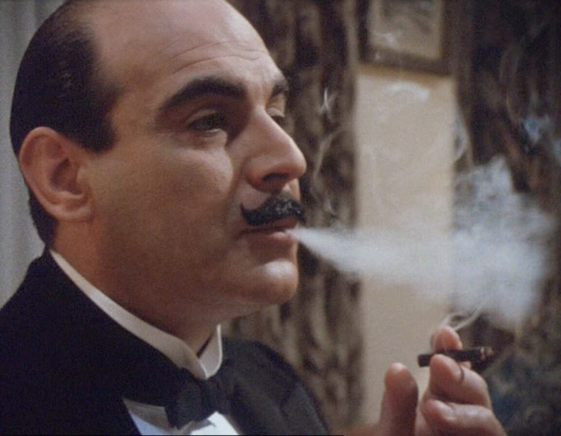 фрагмент из фильма "Пуаро Агаты Кристи"