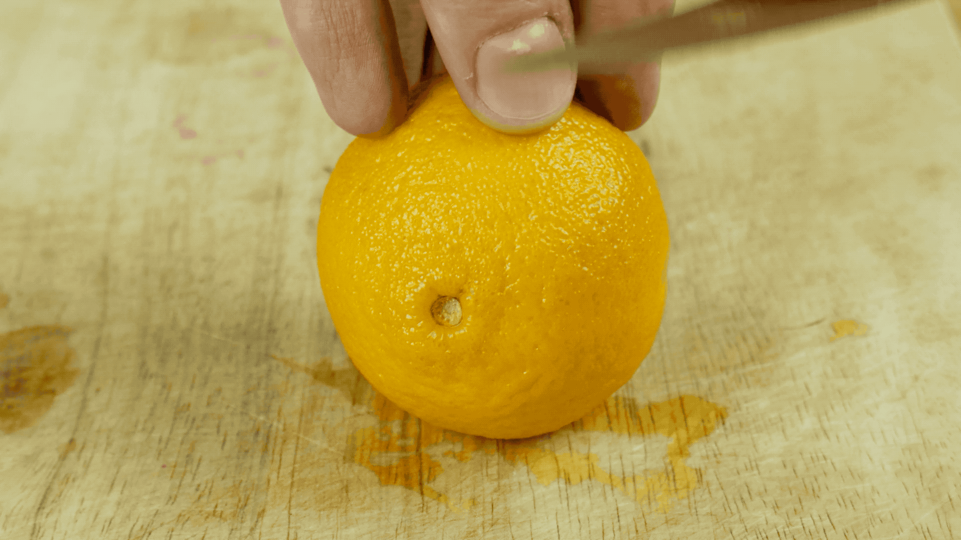 Как нарезать мандарин, чтобы он красиво смотрелся на новогоднем столе. Делюсь необычным способом