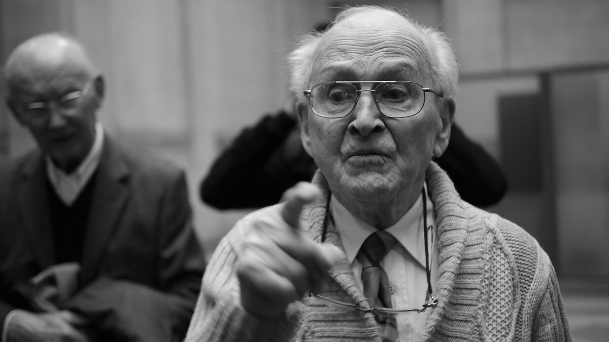  Робер Фориссон, французский профессор-филолог