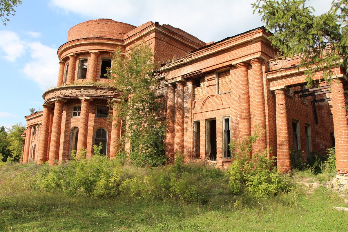 Деевский особняк, с. Знаменка, респ. Башкирия.