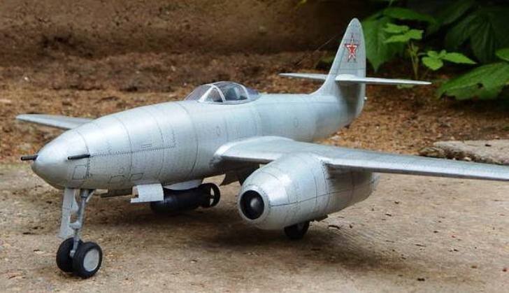 Самолет 13 купить. Су-9,Су-11. Су-9 самолет 1946. Су-11 1947. Су-13 истребитель.