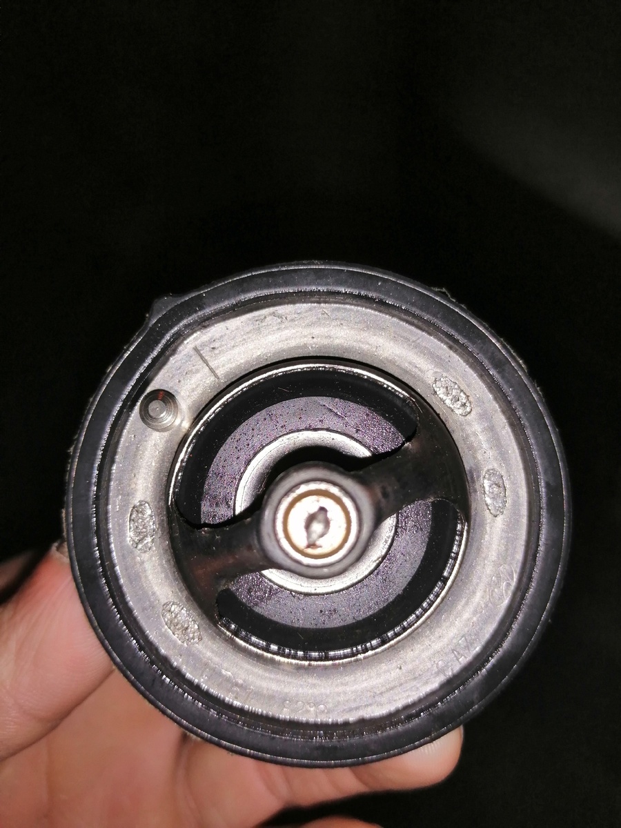 Оригинальный стоявший в машине