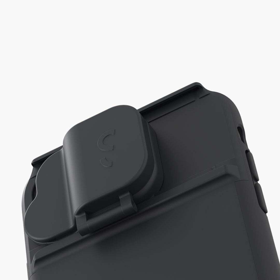 А вот так выглядит крышка, защищая все стёкла. Источник: ShiftCam