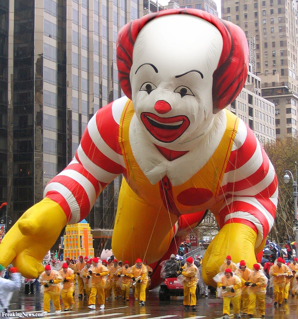 Реклама клоун. Рональд Макдональд. Макдональдс Рональд Макдональд. Клоун макдональдс. Символ Макдональдса клоун.